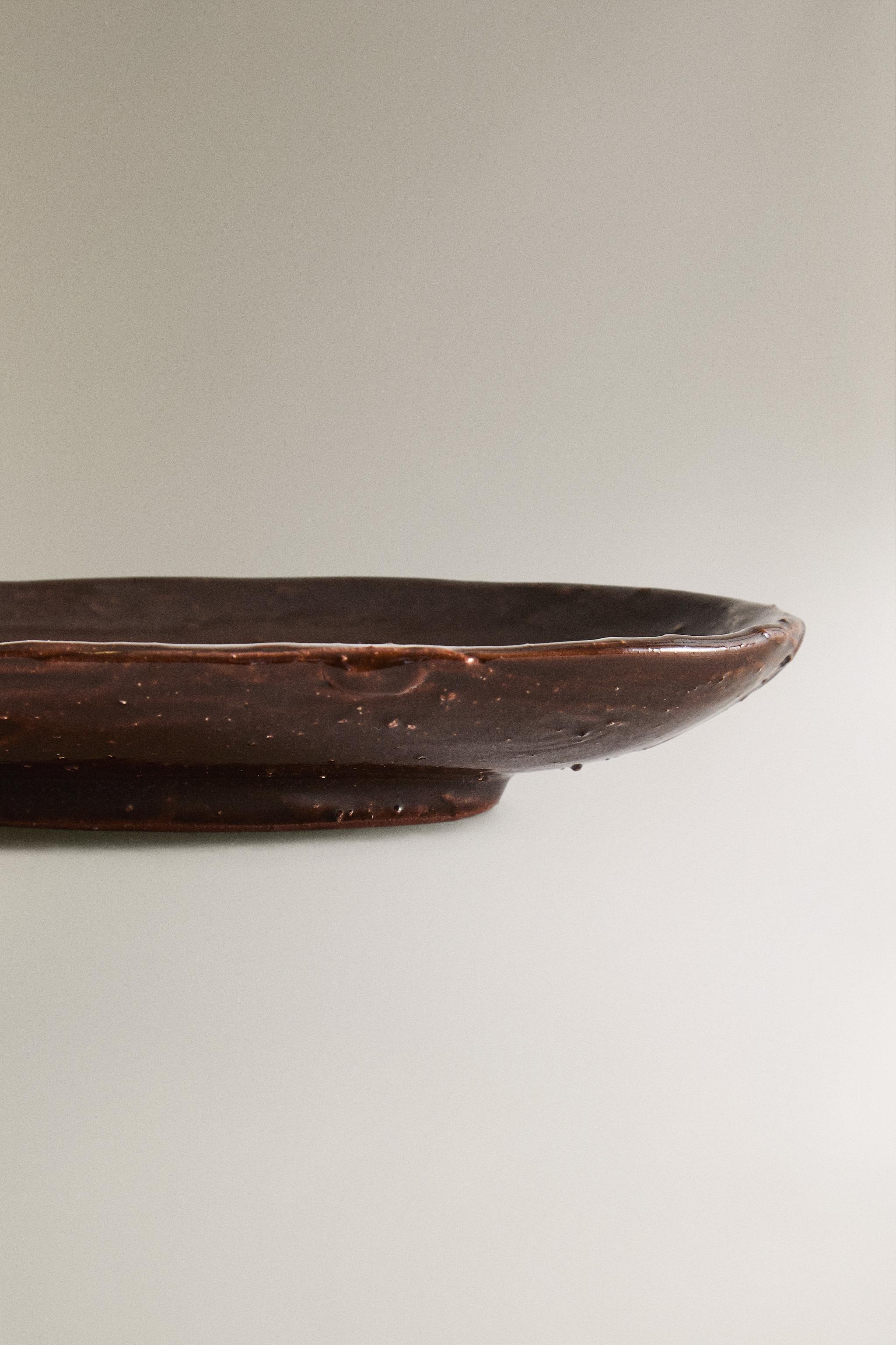 BROWN CERAMIC BATHROOM SOAP DISH